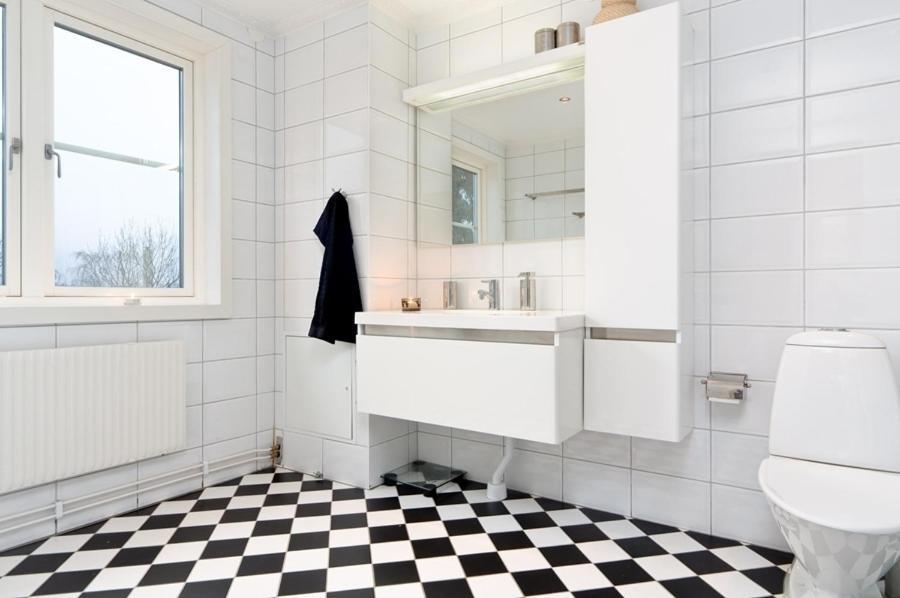 Villa Harriet Fittja Ruang foto